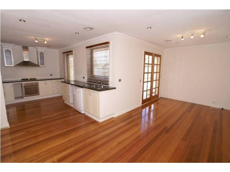 1 Murray Street, Melton South VIC 3338