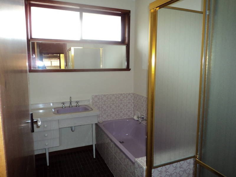 45 Roberts Street, Keilor East VIC 3033