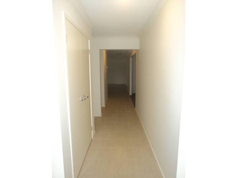 5 Pittos Ave, Brookfield VIC 3338