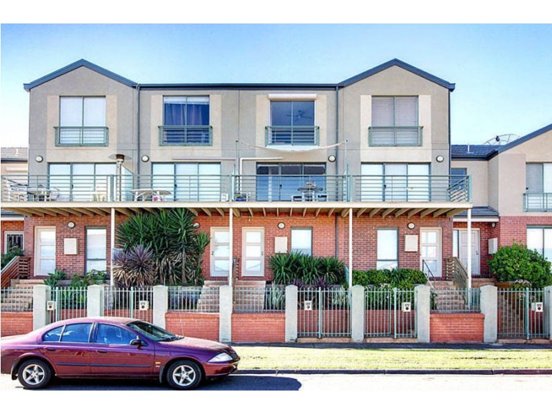 64 Blair Street, Maribyrnong VIC 3032