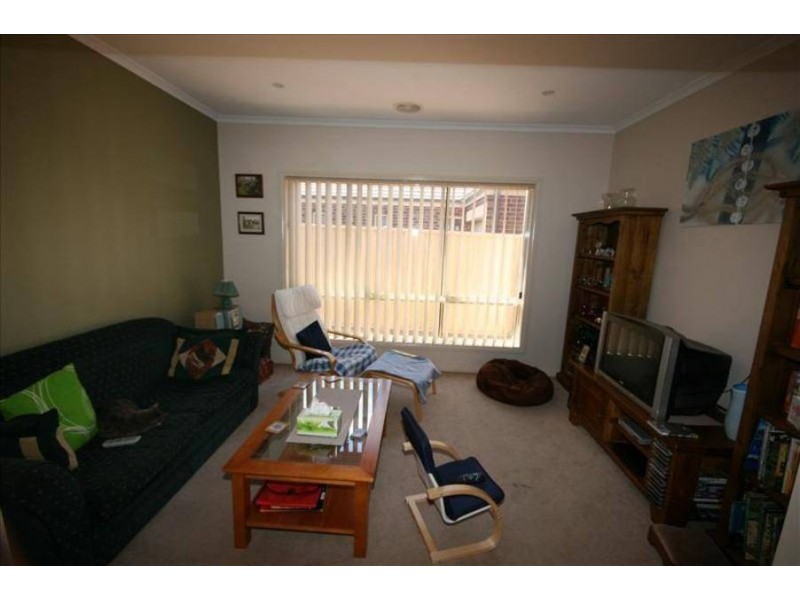 41 The Avenue, Caroline Springs VIC 3023