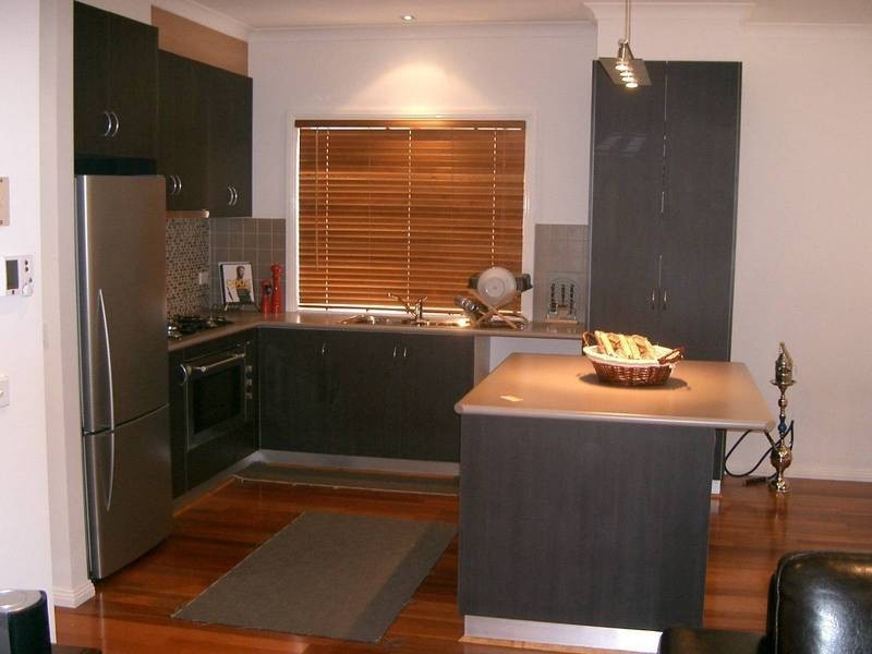 50 Clarendon Wynd, Caroline Springs VIC 3023