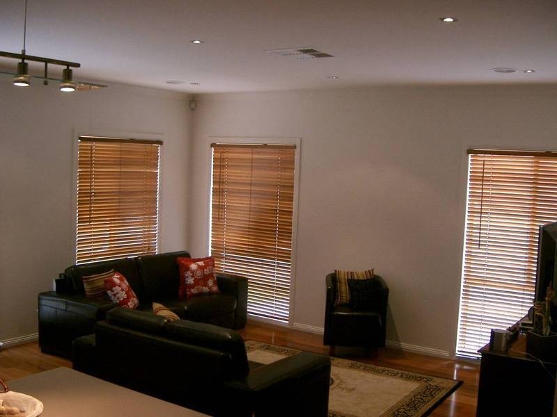50 Clarendon Wynd, Caroline Springs VIC 3023