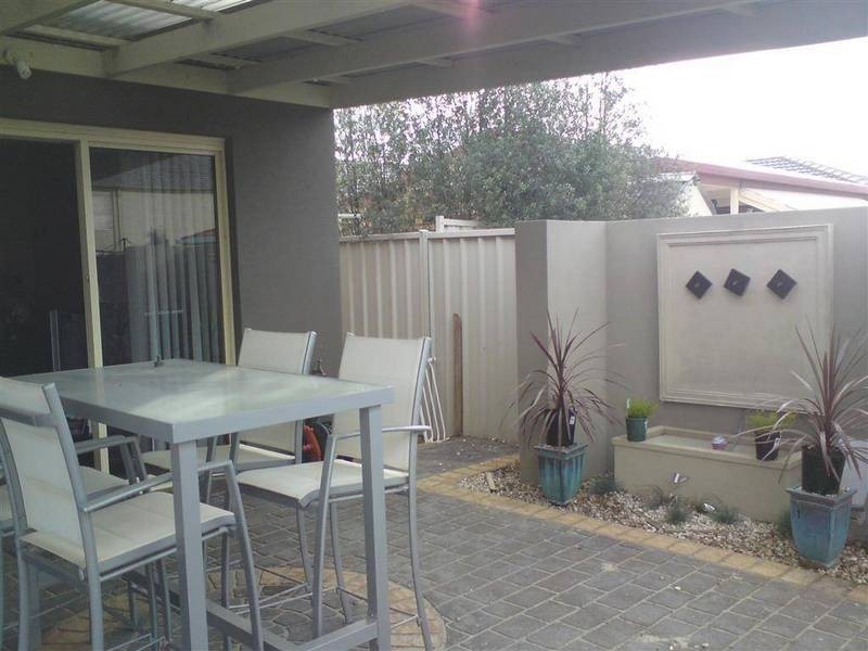 2 Taylors Court, Caroline Springs VIC 3023