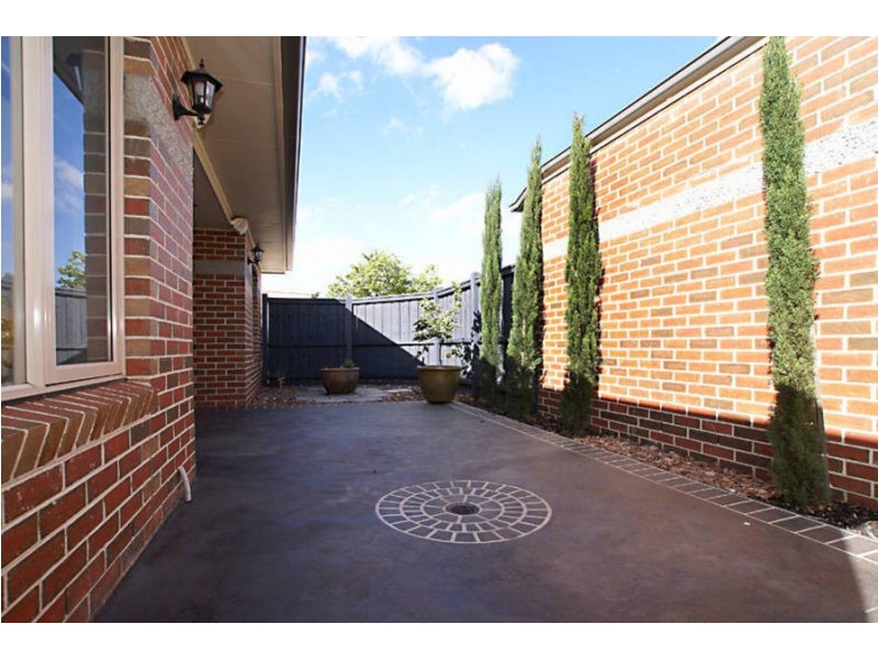 29 Raglan Street, Avondale Heights VIC 3034