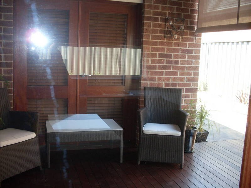 12 Caesia Way, Caroline Springs VIC 3023