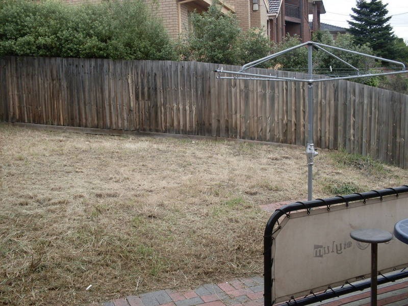 21a Moorna Drive, Airport West VIC 3042