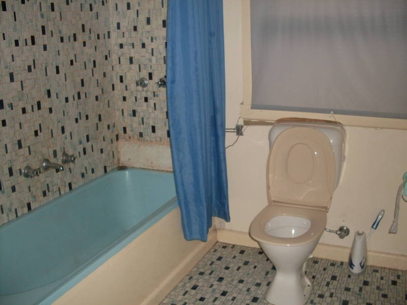 51 Ivanhoe Ave, St Albans VIC 3021