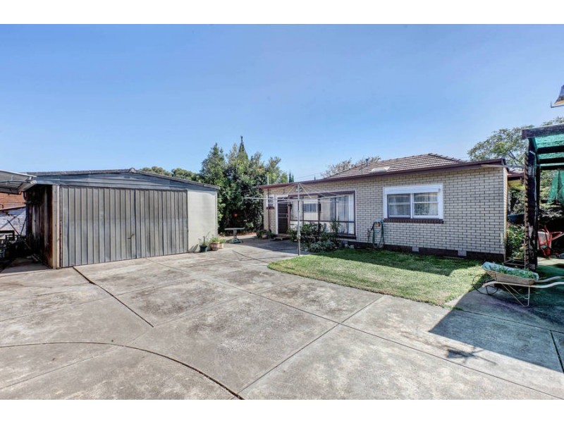47 Clarks Rd, Keilor East VIC 3033
