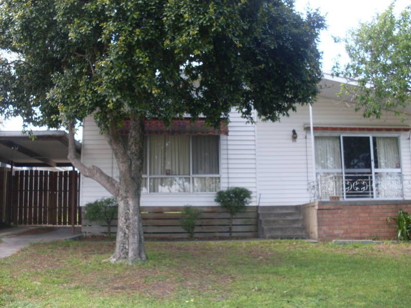 28  Thompson St, Avondale Heights VIC 3034