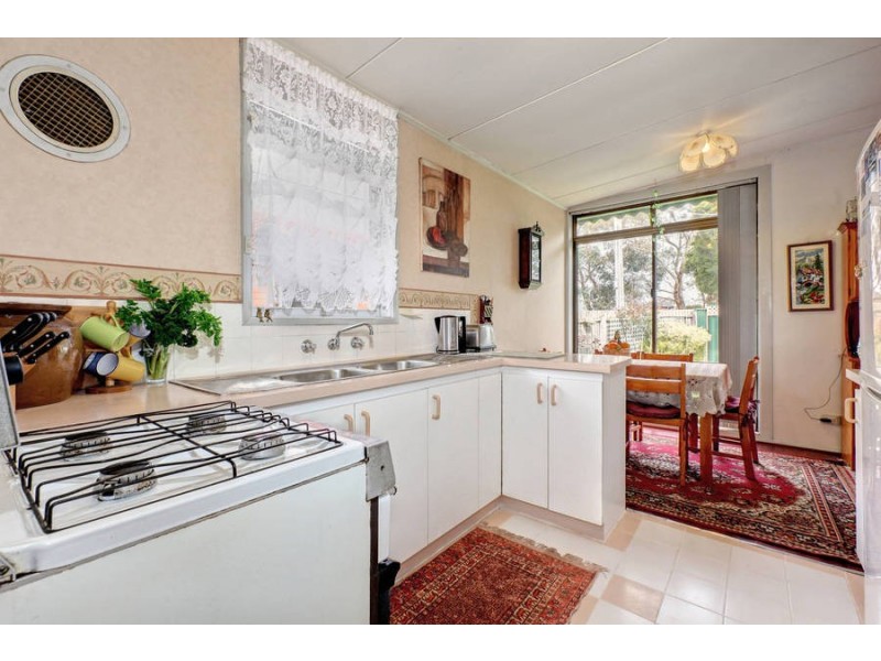 1 – 4 Queensberry Street, Keilor Park VIC 3042