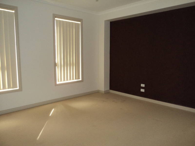 6 Crestwood Lane, Craigieburn VIC 3064