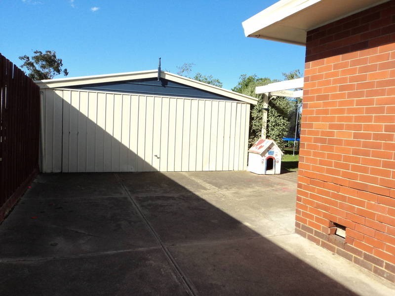 56 Lincoln Drive, Keilor East VIC 3033