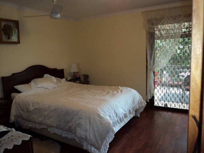 7 Moutain View Ave, Avondale Heights VIC 3034