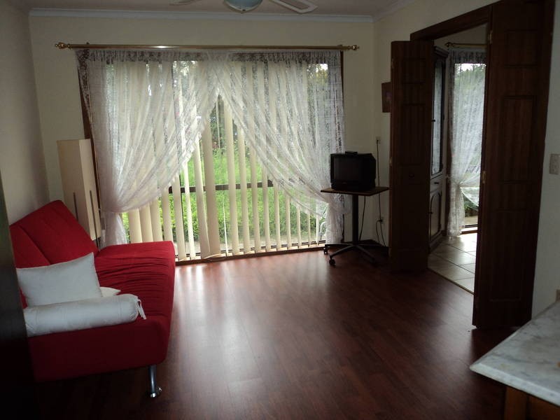 7 Moutain View Ave, Avondale Heights VIC 3034