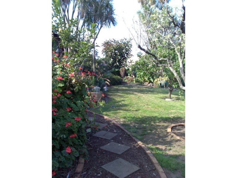 7 Moutain View Ave, Avondale Heights VIC 3034