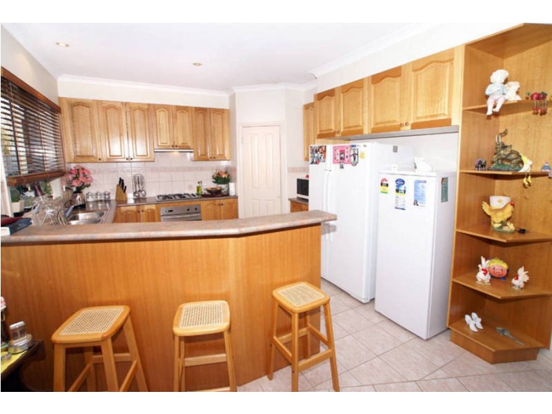 26 Caroline Springs Blvd, Caroline Springs VIC 3023