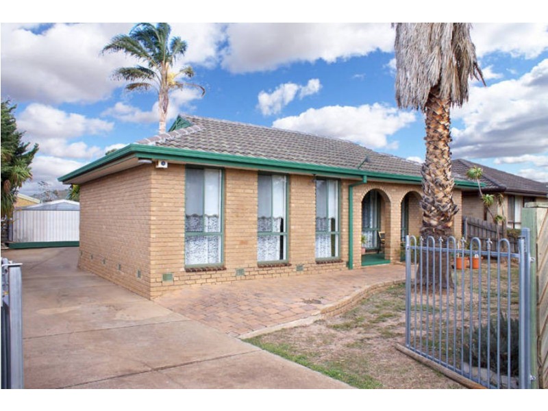 99 Centenary Avenue, Melton VIC 3337