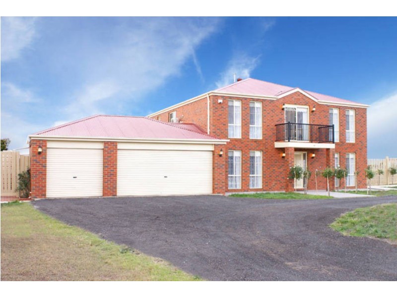 55 Killarney Drive, Melton VIC 3337