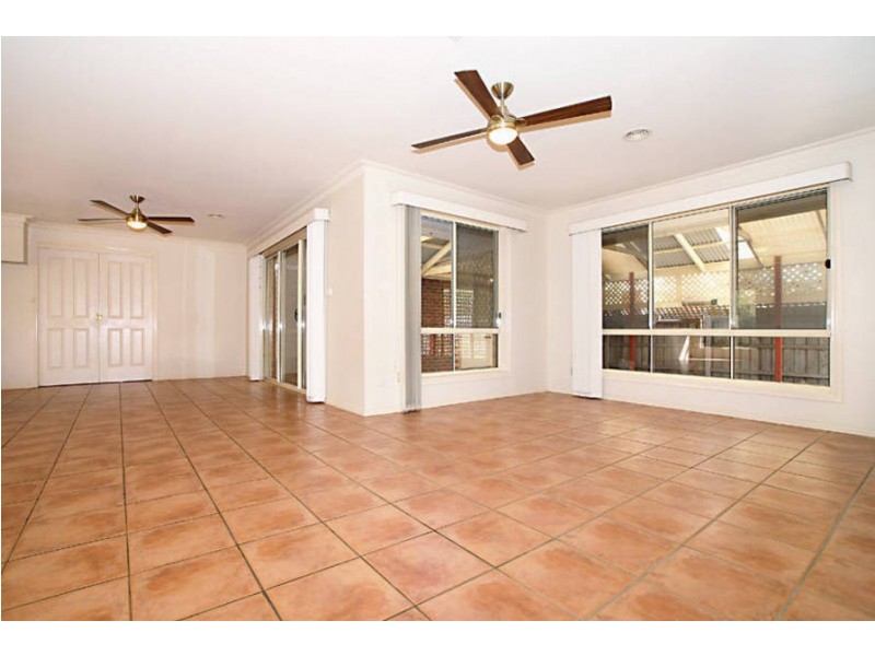 27 John Batman, Melton West VIC 3337