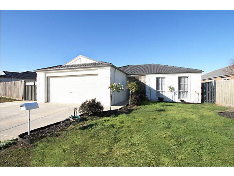 6 Heather Court, Kurunjang VIC 3337