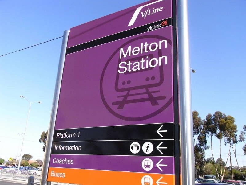 42 Andrew Street, Melton South VIC 3338