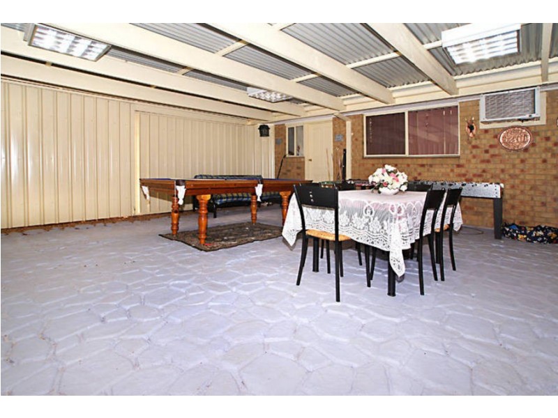 14 Cromwell Close, Melton South VIC 3338