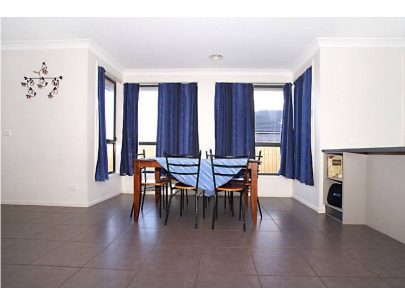 16 Black Knight Way, Kurunjang VIC 3337