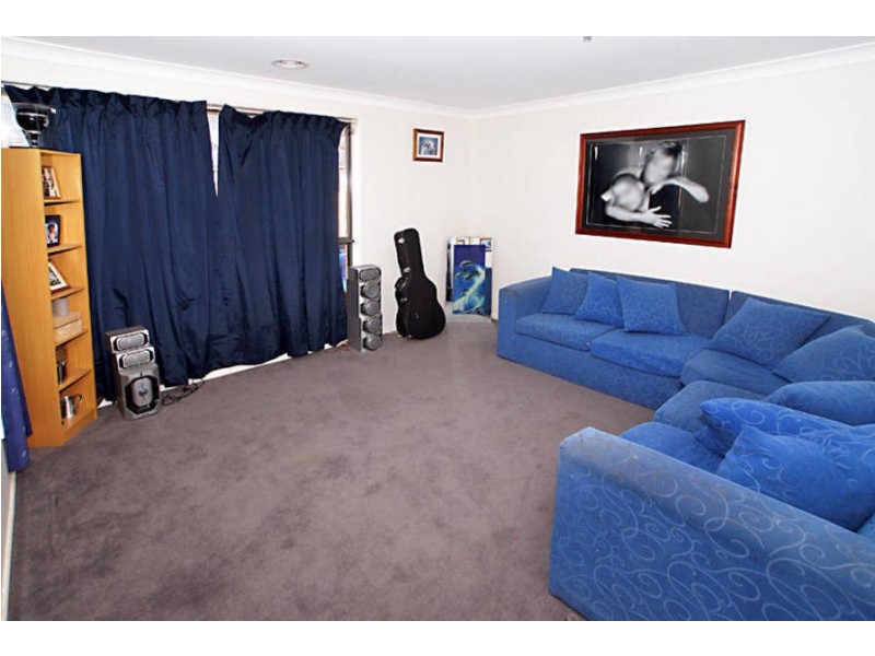 16 Black Knight Way, Kurunjang VIC 3337