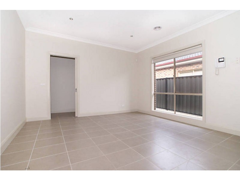 7 Silverleaf Drive, Melton VIC 3337