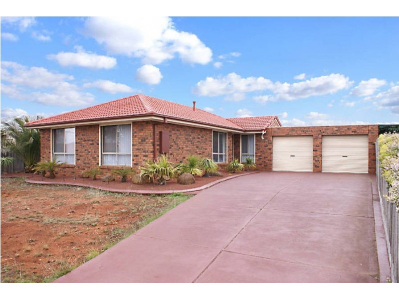 127 Exford Road, Melton South VIC 3338