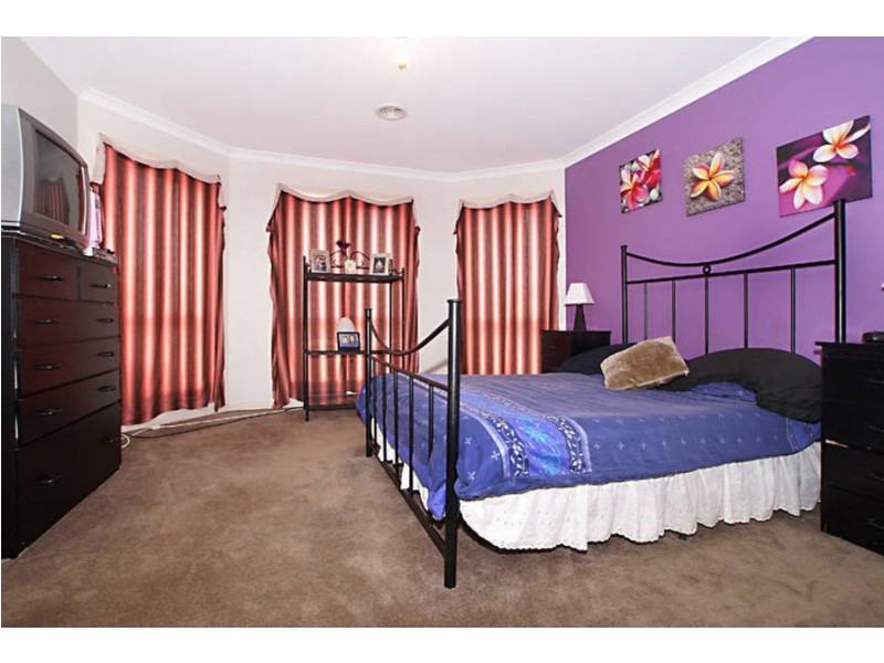 32 Statesman Drive, Kurunjang VIC 3337