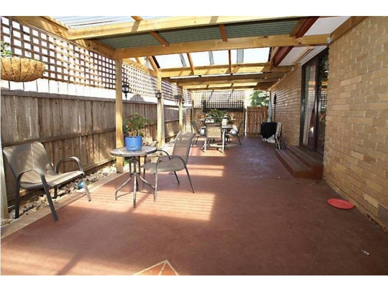 48 Coburns Road, Melton South VIC 3338