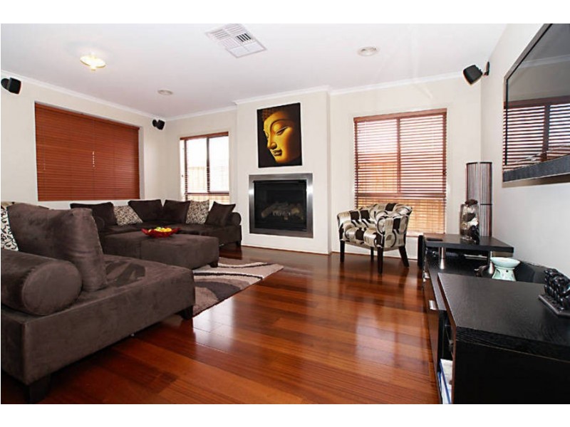 26 Thornhill Street, Melton West VIC 3337