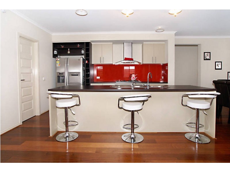 26 Thornhill Street, Melton West VIC 3337