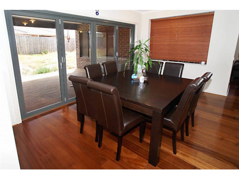 26 Thornhill Street, Melton West VIC 3337