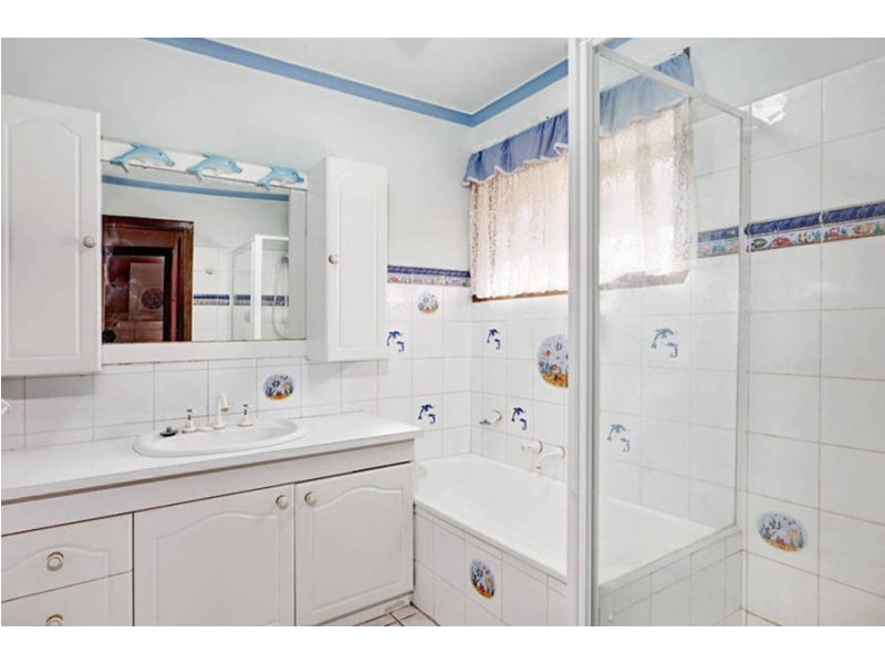 21 Childs Street, Melton South VIC 3338