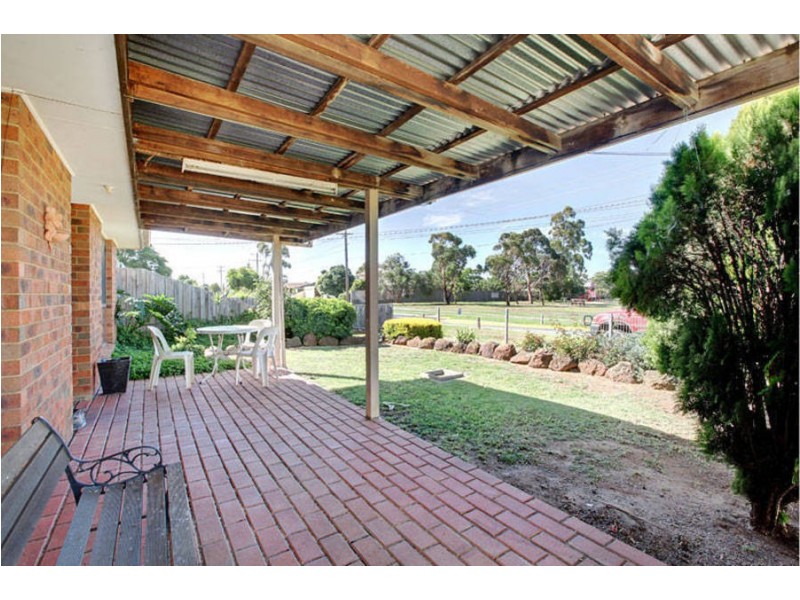 21 Childs Street, Melton South VIC 3338