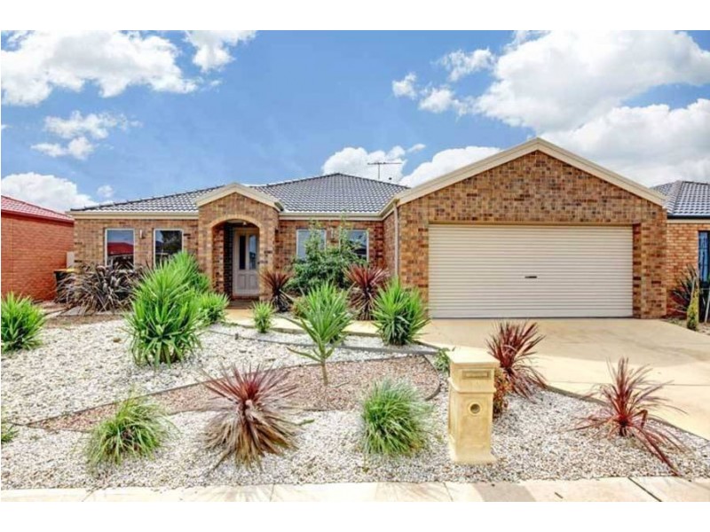 10 Kingston Rule Street, Kurunjang VIC 3337