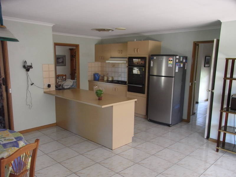 14 Prior Court, Brookfield VIC 3338