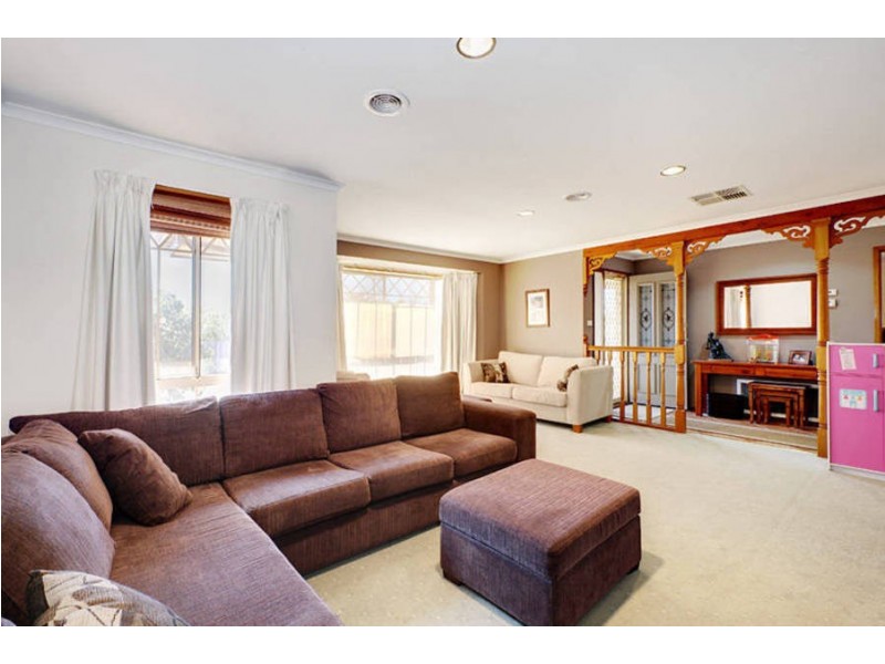 4 Gunnawarra Road, Kurunjang VIC 3337