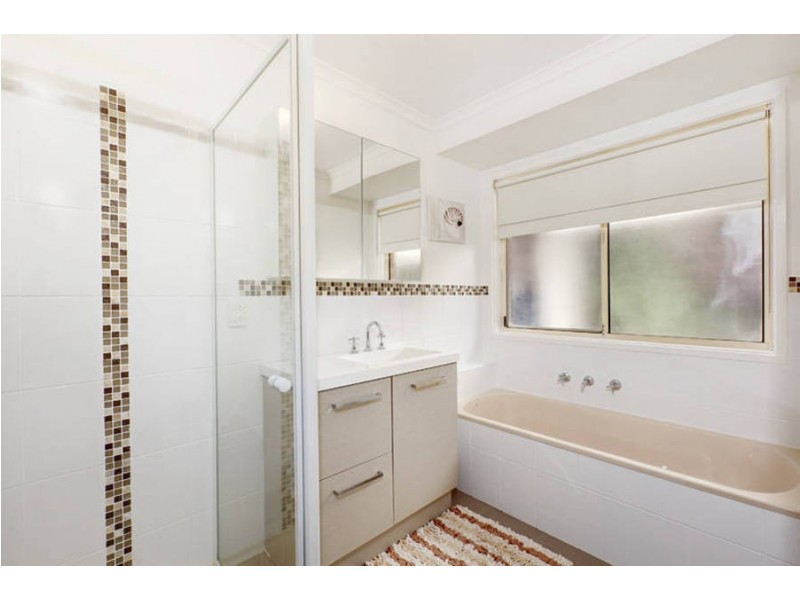 4 Gunnawarra Road, Kurunjang VIC 3337