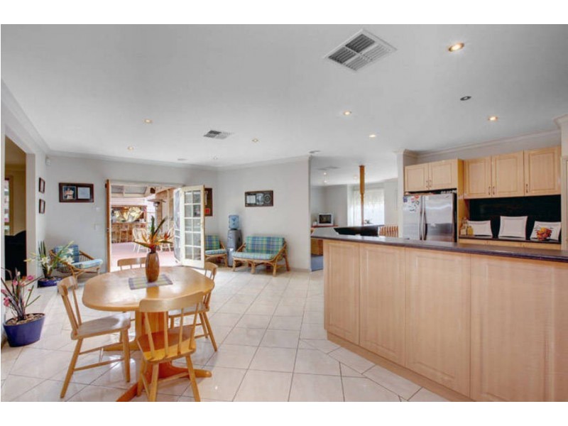 22 Valley View Grove, Melton West VIC 3337