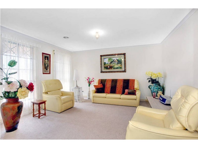 12 Nodosa Grove, Melton West VIC 3337