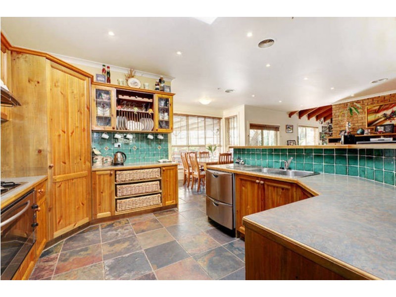 7 Bree Court, Kurunjang VIC 3337