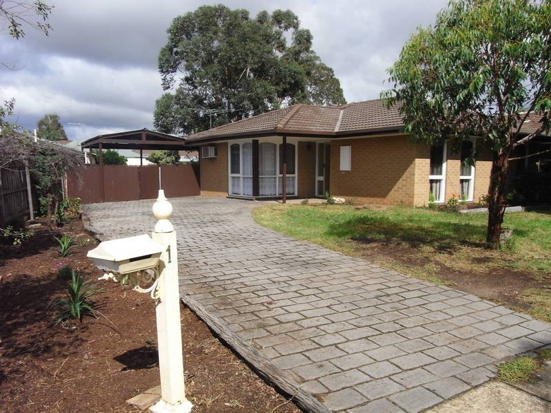 1 Risson Street, Melton South VIC 3338