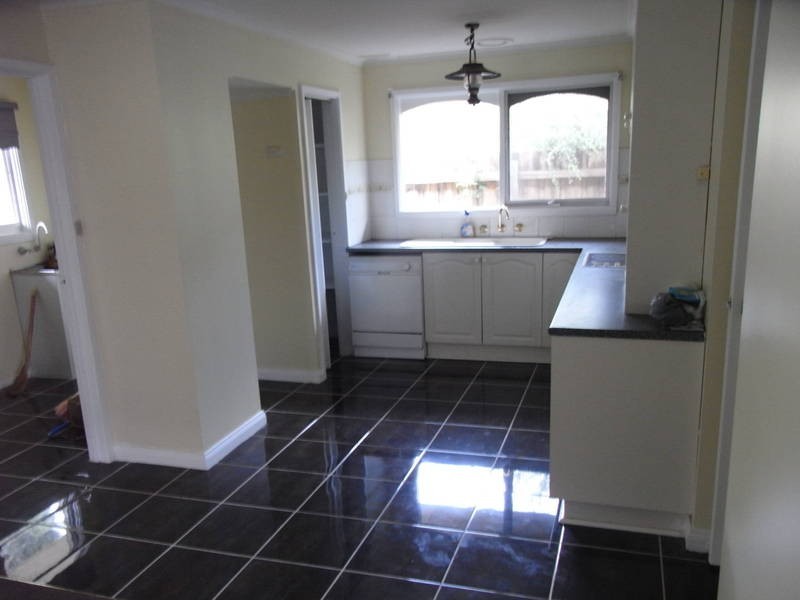 1 Risson Street, Melton South VIC 3338