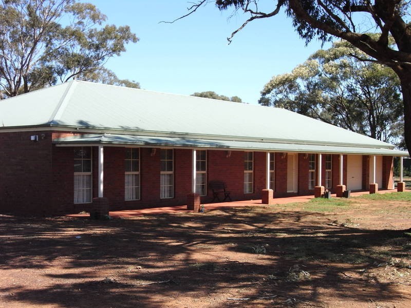 63-65 Greens Road, Melton South VIC 3338