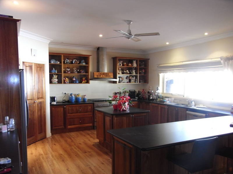 63-65 Greens Road, Melton South VIC 3338