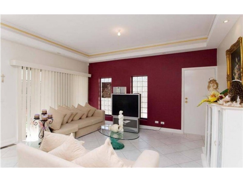 6 Renton Court, Sunbury VIC 3429